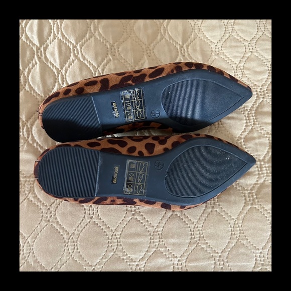 Lulu’s Leopard Print Emmy Pointed Flats - Picture 5 of 6